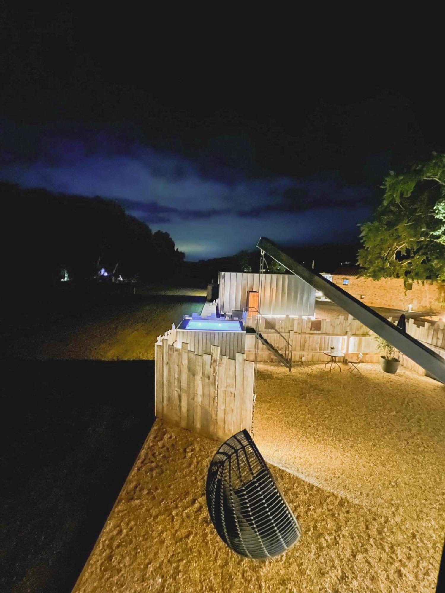 Vibe Luxury Cabins 아르누에로 외부 사진